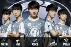JackeyLove爆冷击败TL，高光表现引爆全场！的简单介绍