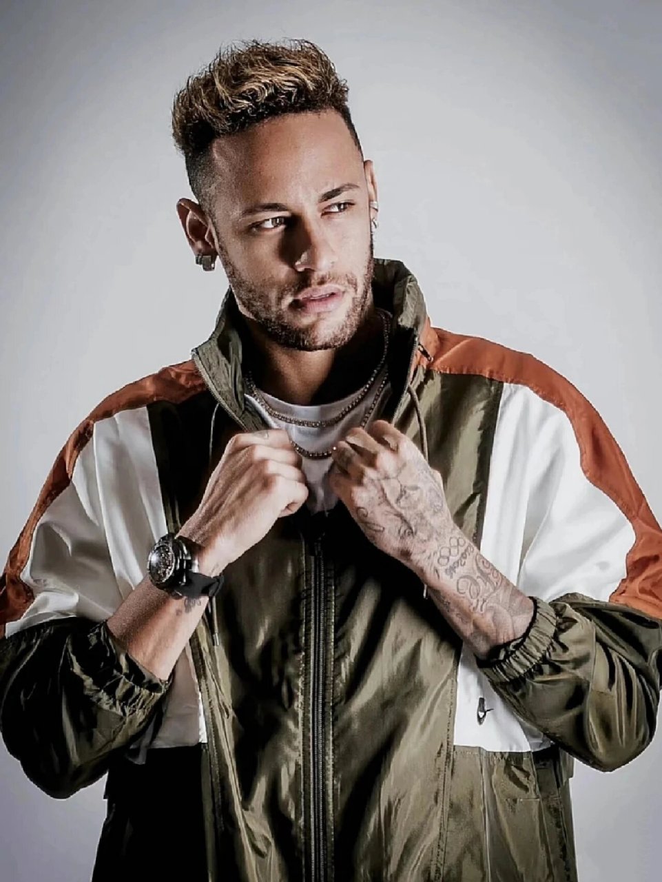 关于内马尔迎来十赛季高光表现,湖人球迷沸腾!的信息 关于内马尔迎来十赛季高光表现,湖人球迷沸腾!的信息